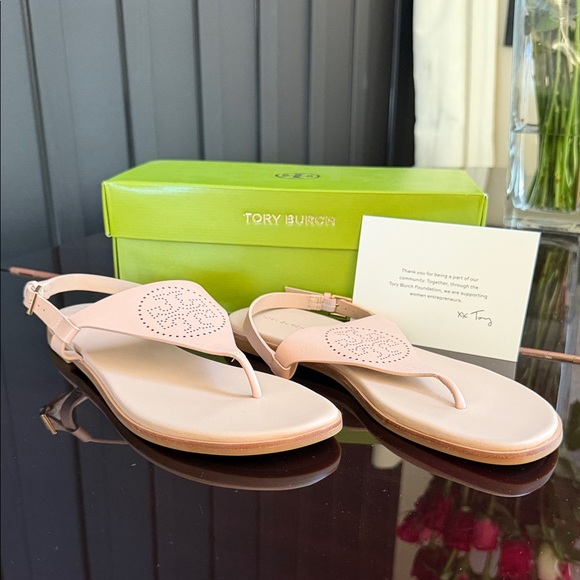 🌟 NWOT Tory Burch Capri Perf Leather Sandals 🌟 Size 9.5 • Nude/Pink - Picture 2 of 6